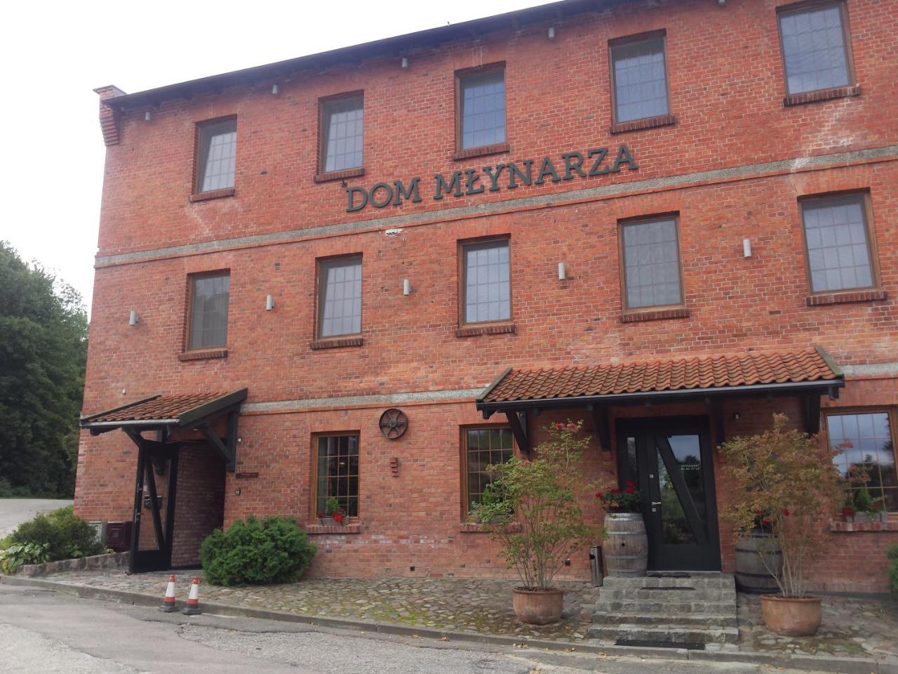 Dom Mlynarza Hotel Zukczyn Exterior photo